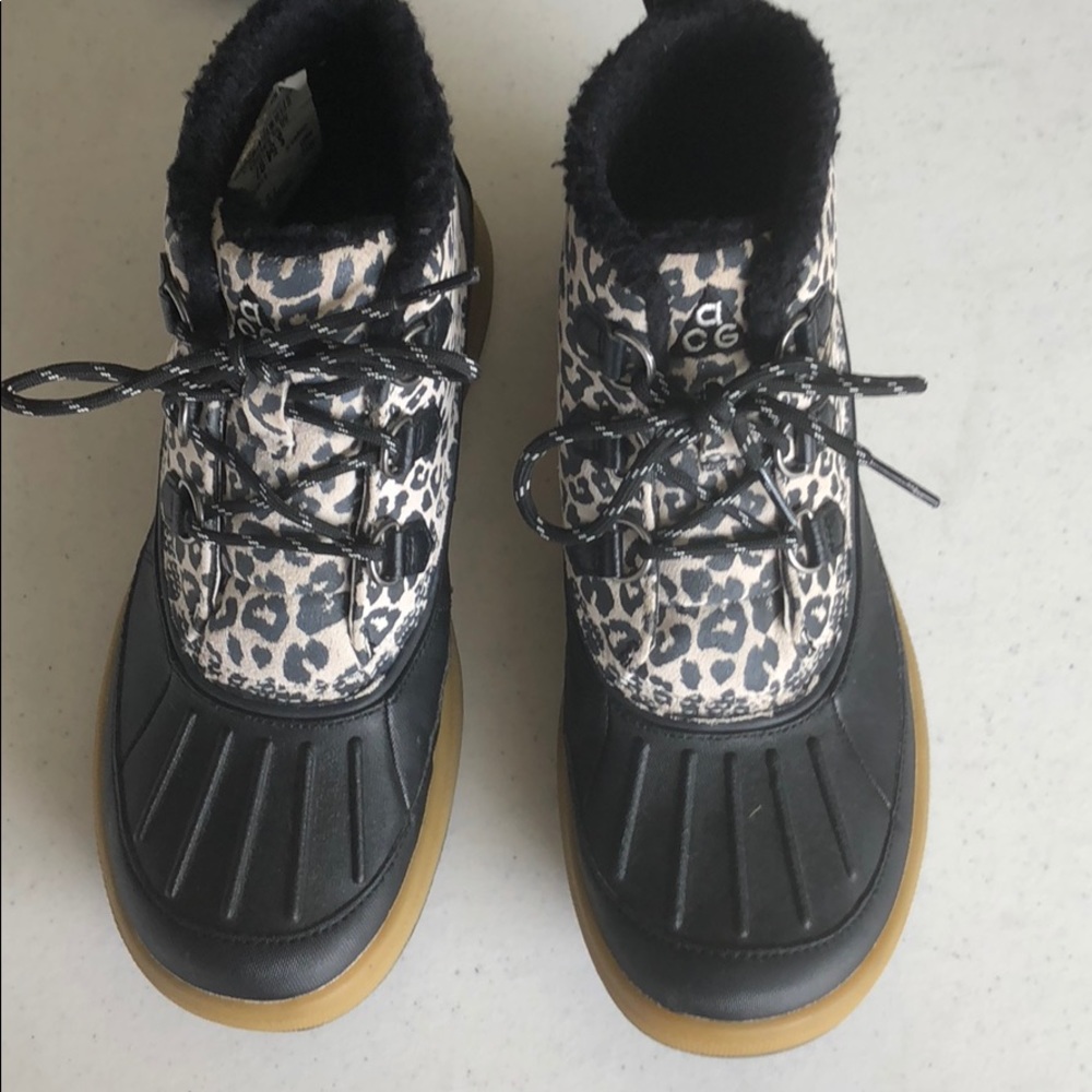 Nike boots
